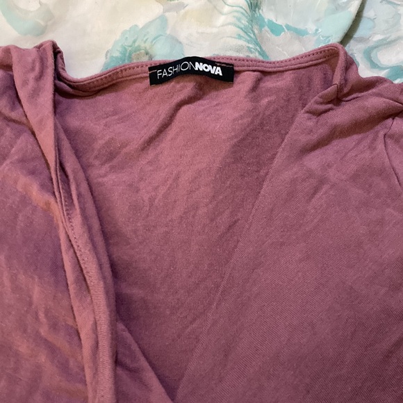 Fashion Nova crop top - Picture 3 of 5